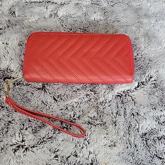 Red Zip Wallet - Picture 1 of 4